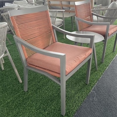 Muebles de jardín modernos de aluminio Bistro Sofá de ratán establecido en estilo de diseño moderno