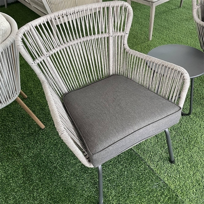 Muebles de jardín para exteriores Conjunto Sofá de aluminio de ratán con mesa de té y sillas de bistró