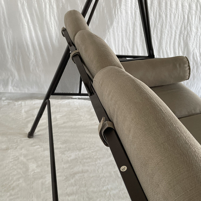 Silla de oscilación de chapa de policarbonato para 3 personas Silla de oscilación de jardín de metal para comodidad al aire libre