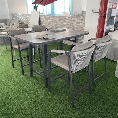Conjunto de jardín específico Sofá de ratan de aluminio estilo de diseño moderno Mesa de té Bistro Set
