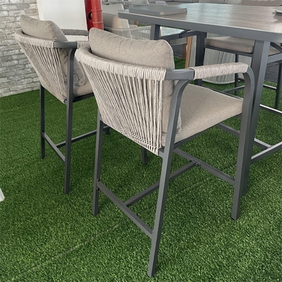 Conjunto de jardín específico Sofá de ratan de aluminio estilo de diseño moderno Mesa de té Bistro Set