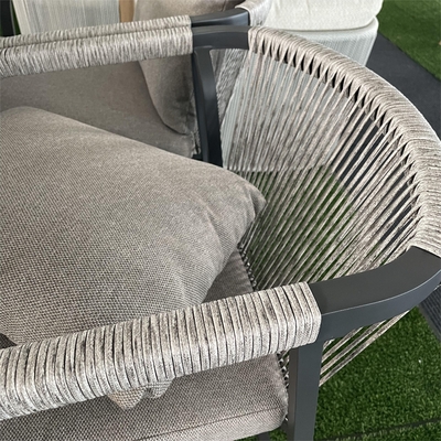 Conjunto de jardín específico Sofá de ratan de aluminio estilo de diseño moderno Mesa de té Bistro Set