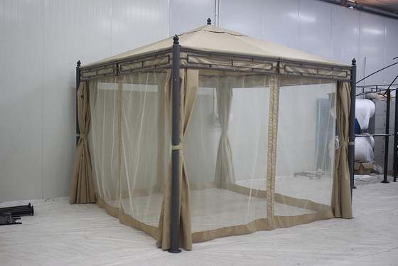 Gazebo de metal de jardín fácil de ensamblar 3 * 3 * 2.75M con cubierta superior de poliéster y paredes laterales