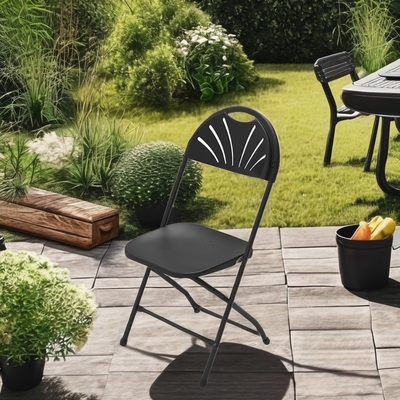 Silla de plástico blanco silla plegable de metal apilada para jardines al aire libre parques de bodas