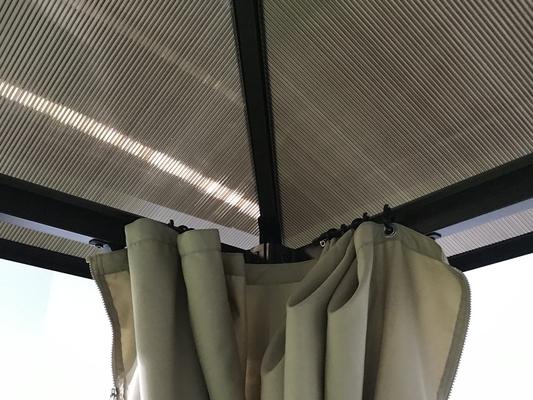 Gazebo exterior para suministros de jardín 3x3.65x2.6M Techo de policarbonato con tapa única