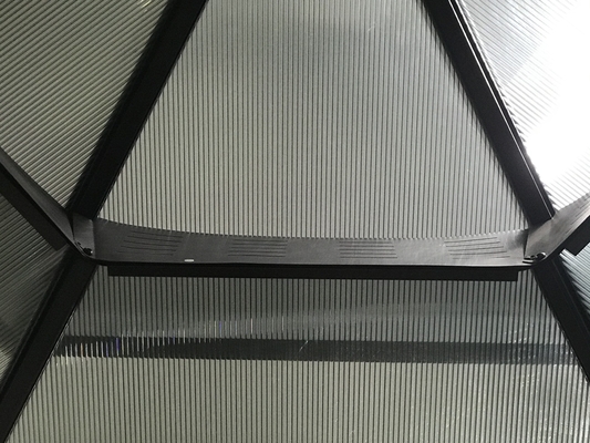 Cuadro de aluminio 2x2x2x2.8M Hexagonal Hardtop Gazebo para protección solar y relajación
