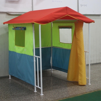 Experimenta la naturaleza con comodidad con nuestra carpa de pergola con techo de jardín de abeto.