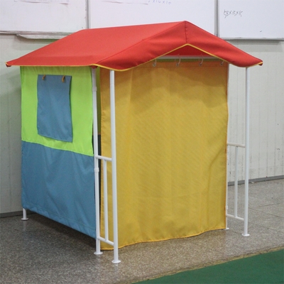 Experimenta la naturaleza con comodidad con nuestra carpa de pergola con techo de jardín de abeto.